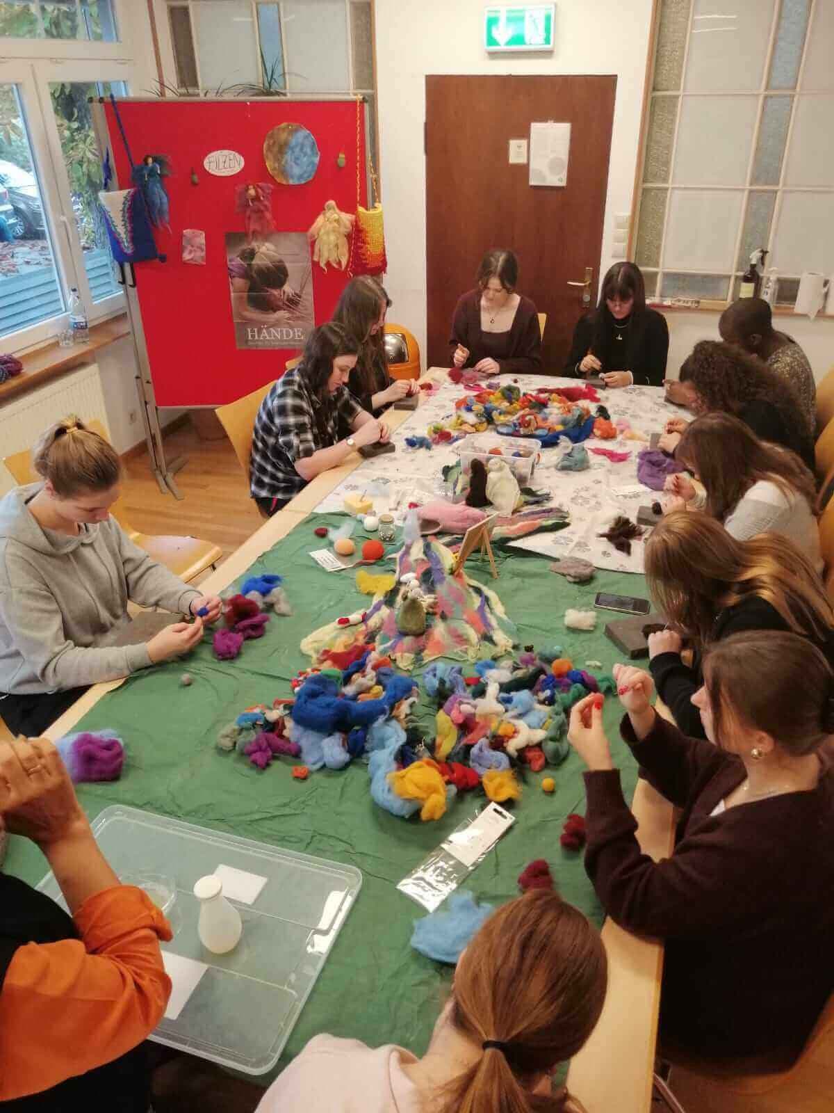 Workshop mit kreativen Aktivitäten